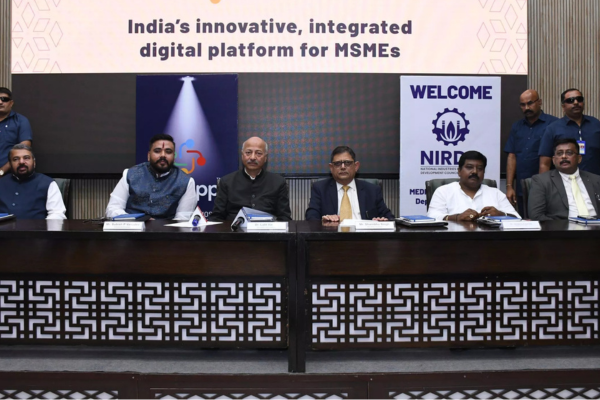 ഇൻഡ് ആപ്പ്; ഇടത്തരം സംരംഭകർക്കായി ഇന്ത്യയിൽ പുതിയ മൊബൈൽ ആപ്പ് ആരംഭിക്കുന്നു